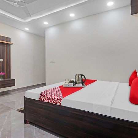 Hotel O Amazing Guest House Neu-Delhi Exterior foto