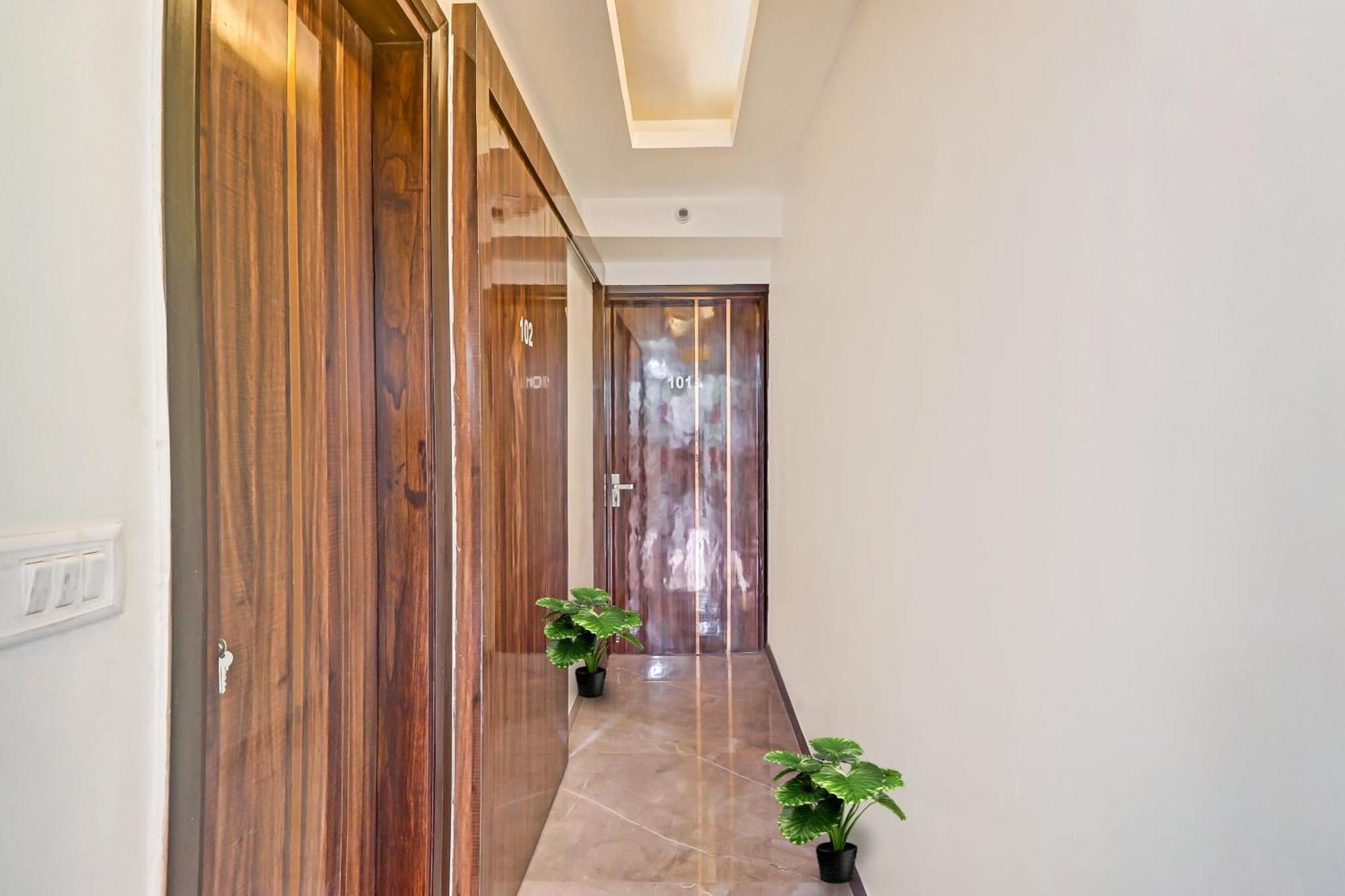 Hotel O Amazing Guest House Neu-Delhi Exterior foto