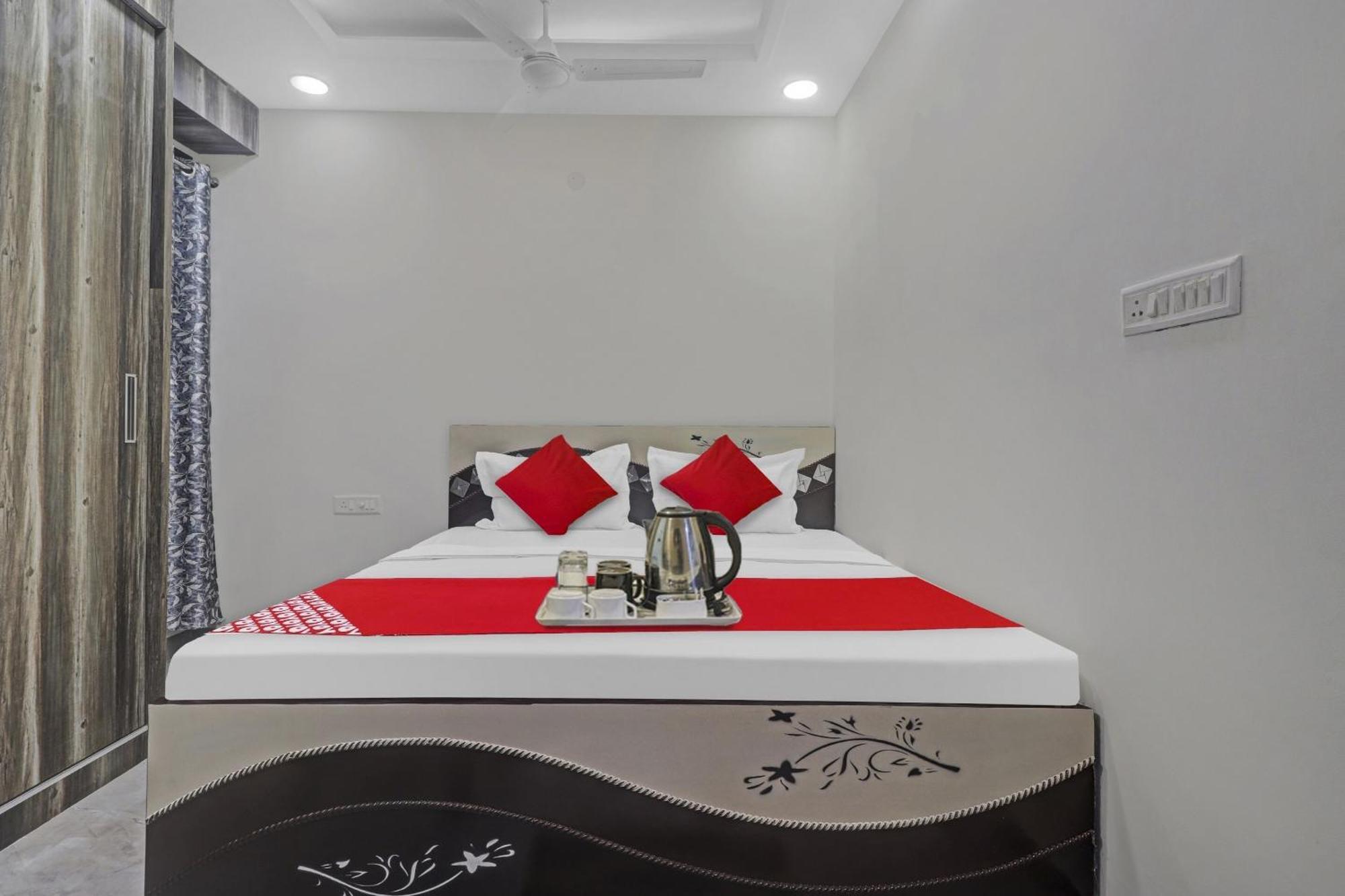 Hotel O Amazing Guest House Neu-Delhi Exterior foto